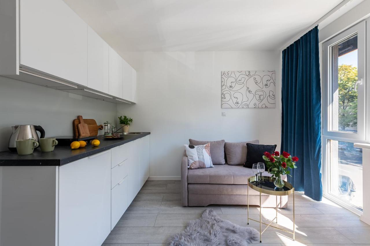 Lägenhet Batorego 220 - 450m Stacja Metra Pola Mokotowskie, 800m Biblioteka Narodowa - 20m Piekny Park Pola Mokotowskie - 800m Do Sgh - Wifi - Smart Tv - Good