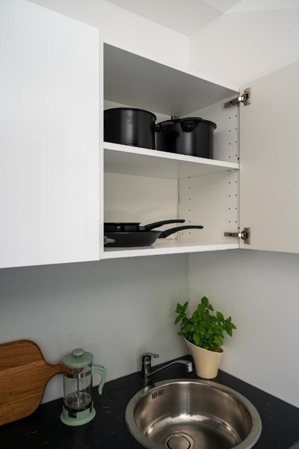 Batorego 220 - 450m Stacja Metra Pola Mokotowskie, 800m Biblioteka Narodowa - 20m Piekny Park Pola Mokotowskie - 800m Do Sgh - Wifi - Smart Tv - Good Warszawa