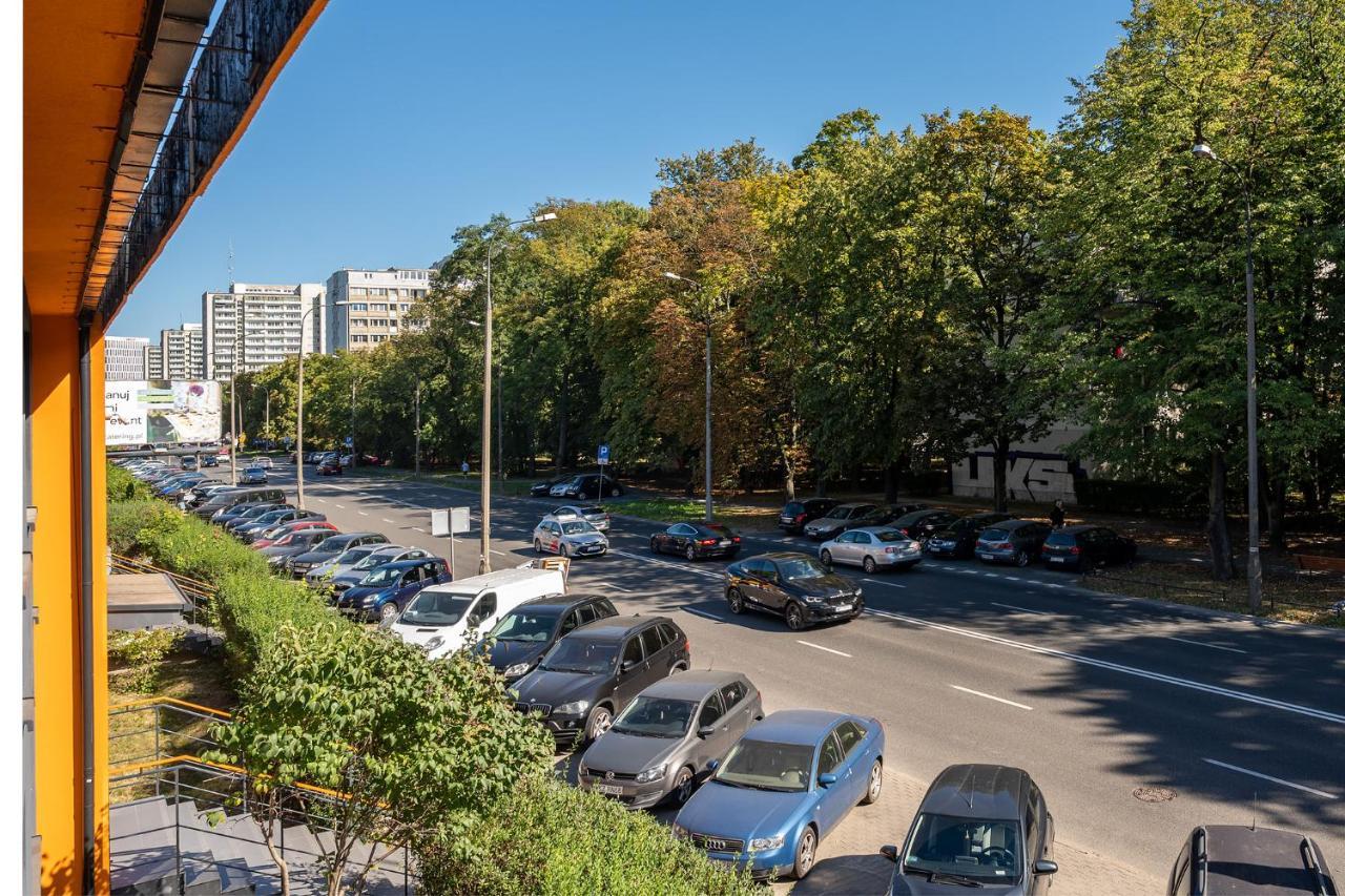 Batorego 220 - 450m Stacja Metra Pola Mokotowskie, 800m Biblioteka Narodowa - 20m Piekny Park Pola Mokotowskie - 800m Do Sgh - Wifi - Smart Tv - Good * Warszawa